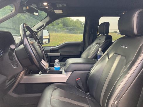 Used 2018 Ford F350 Platinum w/ Platinum Ultimate Package AWD/4WD image 3