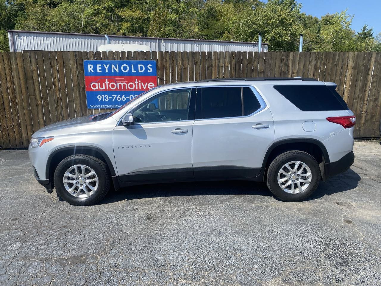 Used 2020 Chevrolet Traverse LT AWD/4WD image 5