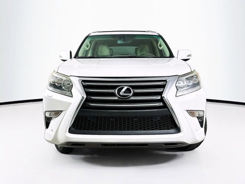 Used 2015 Lexus GX 460 w/ Premium Package AWD/4WD image 5