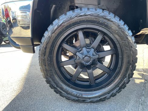 Used 2011 Chevrolet Silverado 2500 LTZ w/ LTZ Plus Package image 27