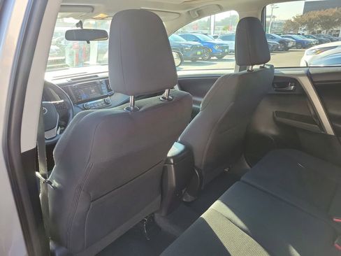 Used 2016 Toyota RAV4 XLE image 14