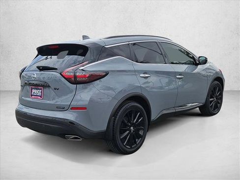 Used 2022 Nissan Murano SV w/ SV Midnight Edition Package image 5