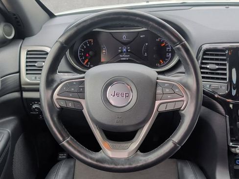 Used 2021 Jeep Grand Cherokee Laredo X image 21