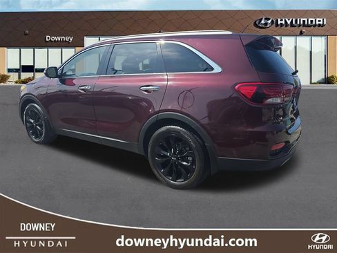 Used 2020 Kia Sorento EX FWD image 3