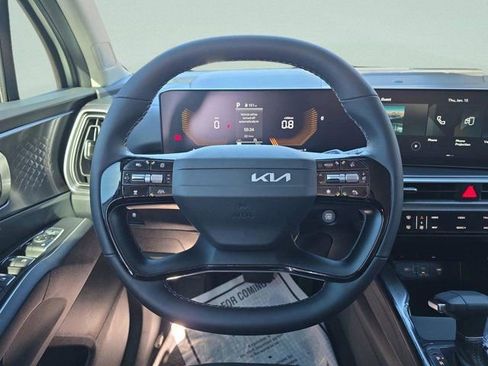 New 2026 Kia Sorento LX FWD image 20