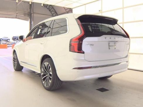Used 2025 Volvo XC90 B6 Plus AWD/4WD image 3