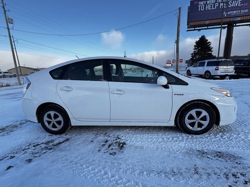 Used 2012 Toyota Prius Two image 33