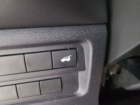Used 2024 Mitsubishi Outlander SE FWD image 30