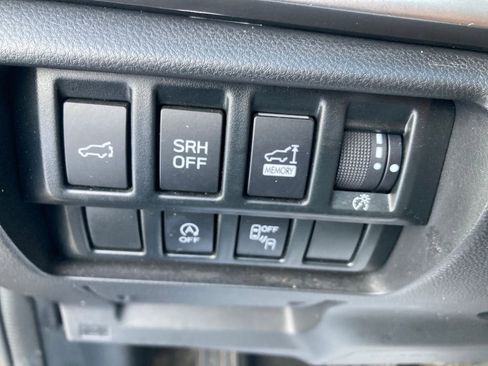 Used 2021 Subaru Forester Premium image 36