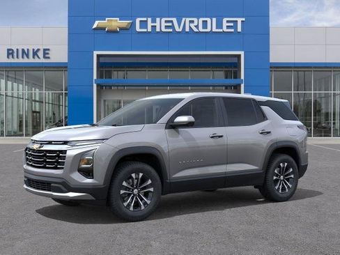 New 2026 Chevrolet Equinox LT w/ Convenience Package II image 2