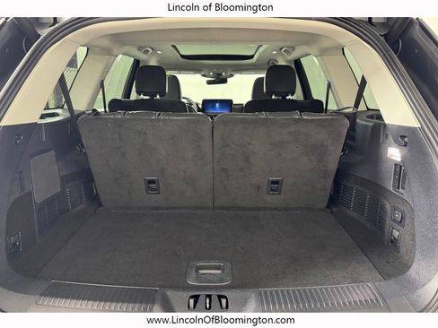 Used 2025 Lincoln Aviator Reserve AWD/4WD image 14