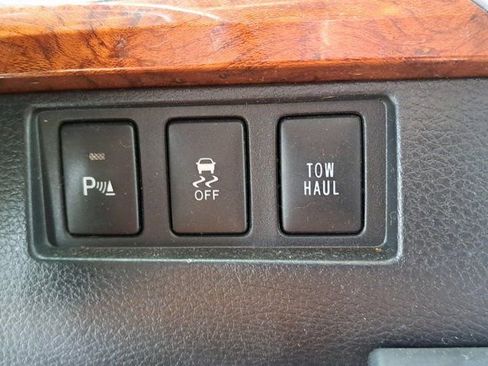 Used 2014 Toyota Tundra 1794 Edition image 16