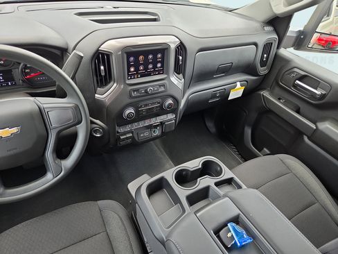 New 2026 Chevrolet Silverado 2500 Custom w/ Custom Value Package AWD/4WD image 15