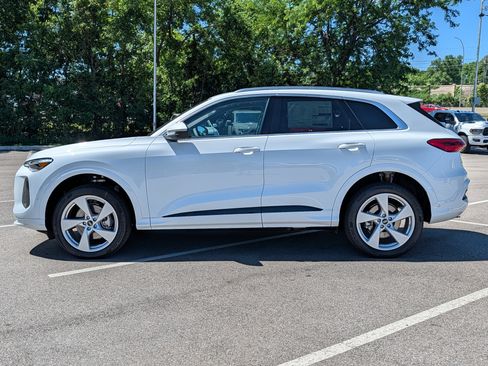 New 2026 Audi Q5 Premium Plus AWD/4WD image 3