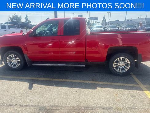 Used 2018 Chevrolet Silverado 1500 LT w/ All Star Edition AWD/4WD image 6