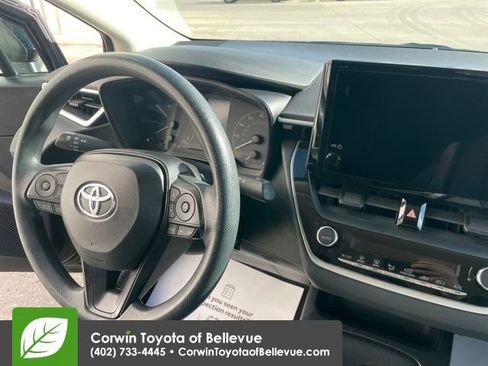 Used 2023 Toyota Corolla LE image 14