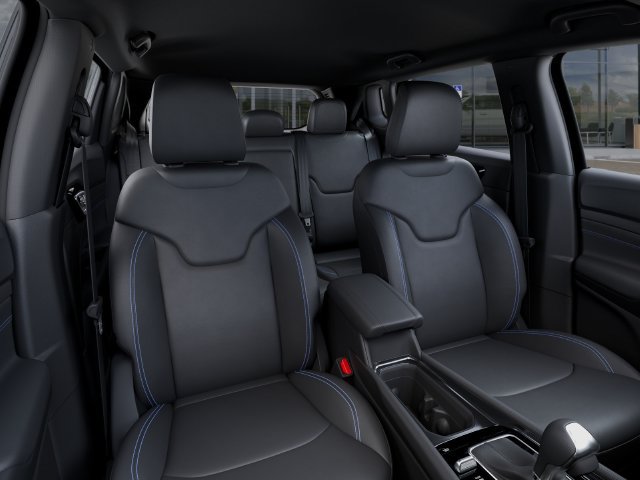 Used 2026 Jeep Compass Limited AWD/4WD image 16