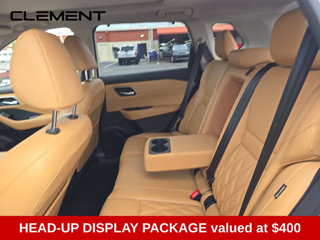 Used 2022 Nissan Rogue Platinum w/ Head-Up Display Package FWD image 5