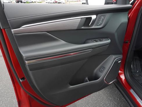 New 2026 Buick Enclave Preferred w/ Power Package image 15