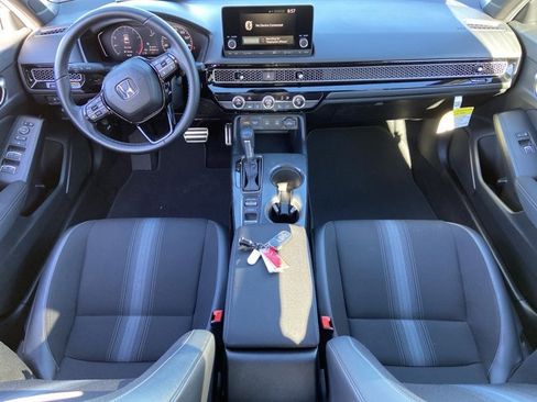 Used 2025 Honda Civic Sport image 46