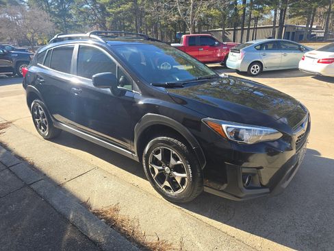 Used 2018 Subaru Crosstrek 2.0i Premium image 1