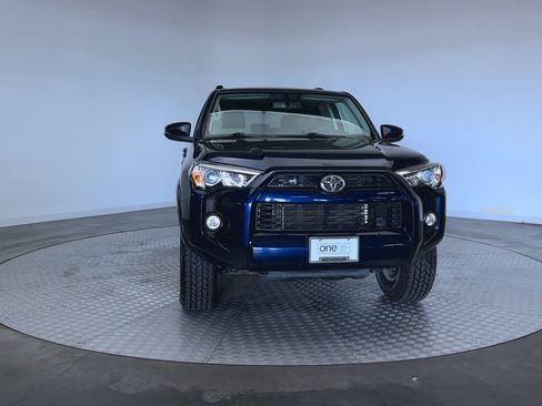 Used 2019 Toyota 4Runner SR5 Premium AWD/4WD image 3