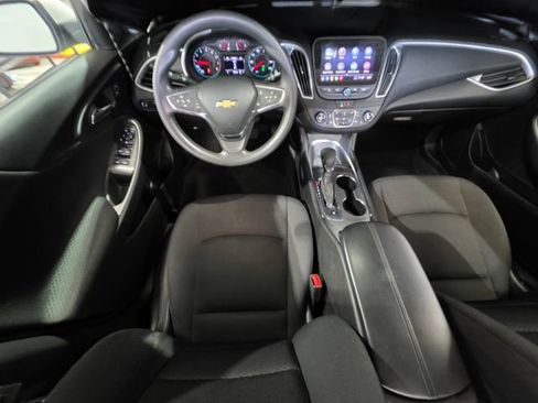 Used 2023 Chevrolet Malibu LT FWD image 35