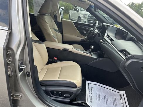 Used 2021 Lexus ES 250 w/ Premium Package AWD/4WD image 37