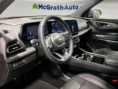 Certified 2025 Chevrolet Traverse LT image 18