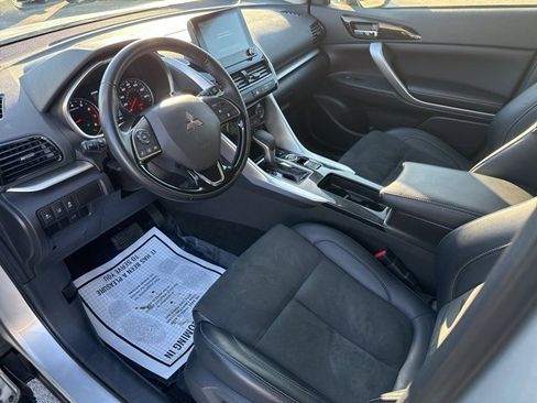 Used 2024 Mitsubishi Eclipse Cross SE image 12