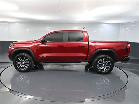 Used 2024 GMC Canyon AT4 w/ AT4 Premium Package image 11