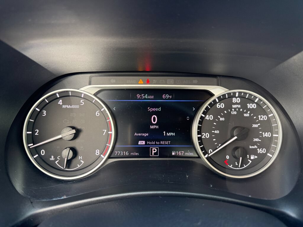 Used 2020 Nissan Sentra SV FWD image 28