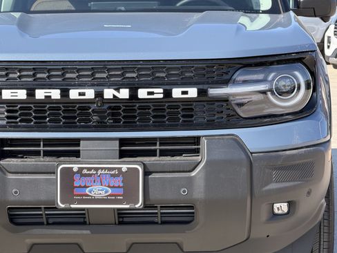 New 2026 Ford Bronco Sport Outer Banks w/ Outer Banks Tech Package+ AWD/4WD image 7