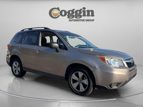 Used 2015 Subaru Forester 2.5i w/ Alloy Wheel Package image 7