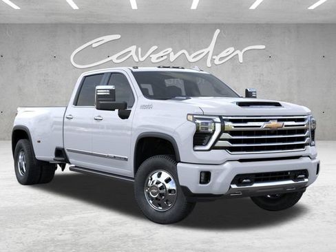 New 2026 Chevrolet Silverado 3500 High Country w/ High Country Premium Package AWD/4WD image 7