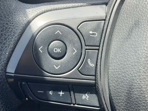 Used 2025 Toyota Corolla LE FWD image 20