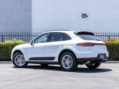 Used 2021 Porsche Macan AWD/4WD image 10