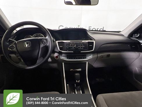 Used 2013 Honda Accord EX image 7