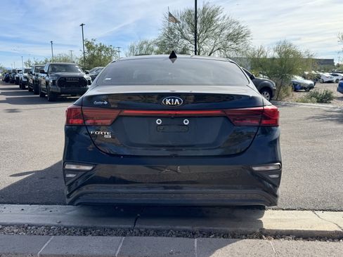 Used 2020 Kia Forte FE image 4