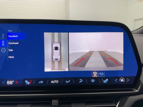 New 2026 Chevrolet Equinox EV RS image 23