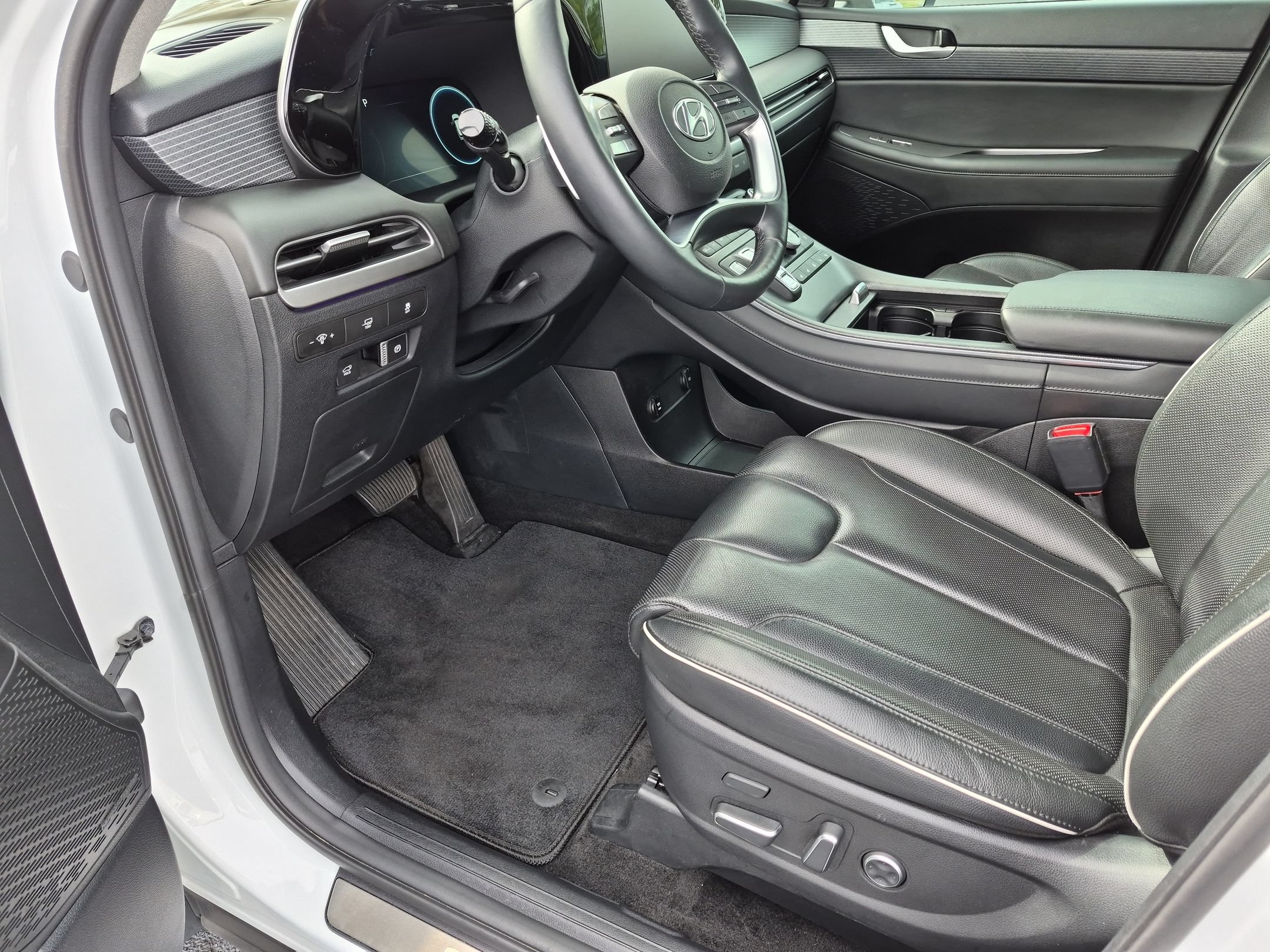 Used 2025 Hyundai Palisade Limited AWD/4WD image 15