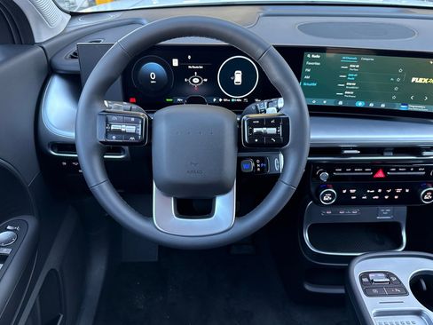 New 2026 Hyundai Ioniq 9 SE image 14