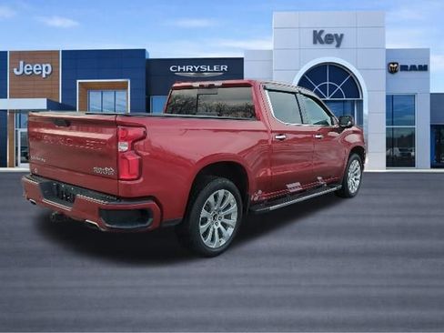 Used 2021 Chevrolet Silverado 1500 High Country w/ Technology Package image 5