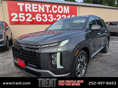 Used 2023 Hyundai Palisade SEL AWD/4WD image 1