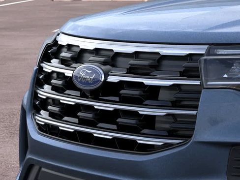 New 2026 Ford Explorer Active AWD/4WD image 17