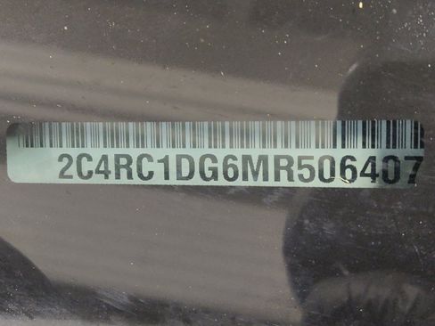 Used 2021 Chrysler Voyager Lxi FWD image 33