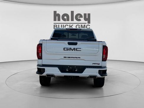 Used 2023 GMC Sierra 1500 AT4 w/ AT4 Preferred Package AWD/4WD image 4