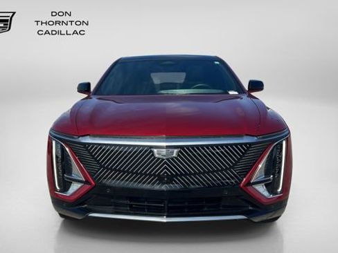 Used 2024 Cadillac Lyriq Tech w/ Driver Assist Package AWD/4WD image 2