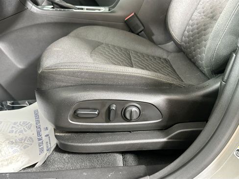 Used 2018 Chevrolet Equinox LT AWD/4WD image 18