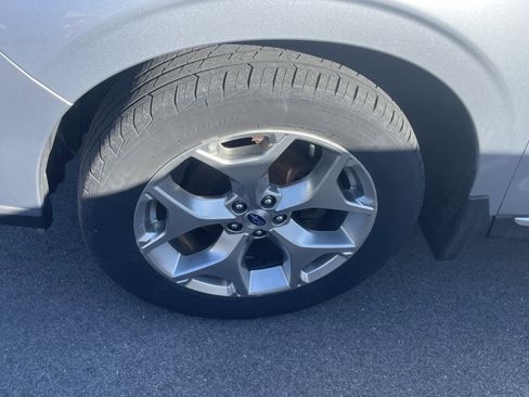 Used 2017 Subaru Forester 2.5i Touring image 5
